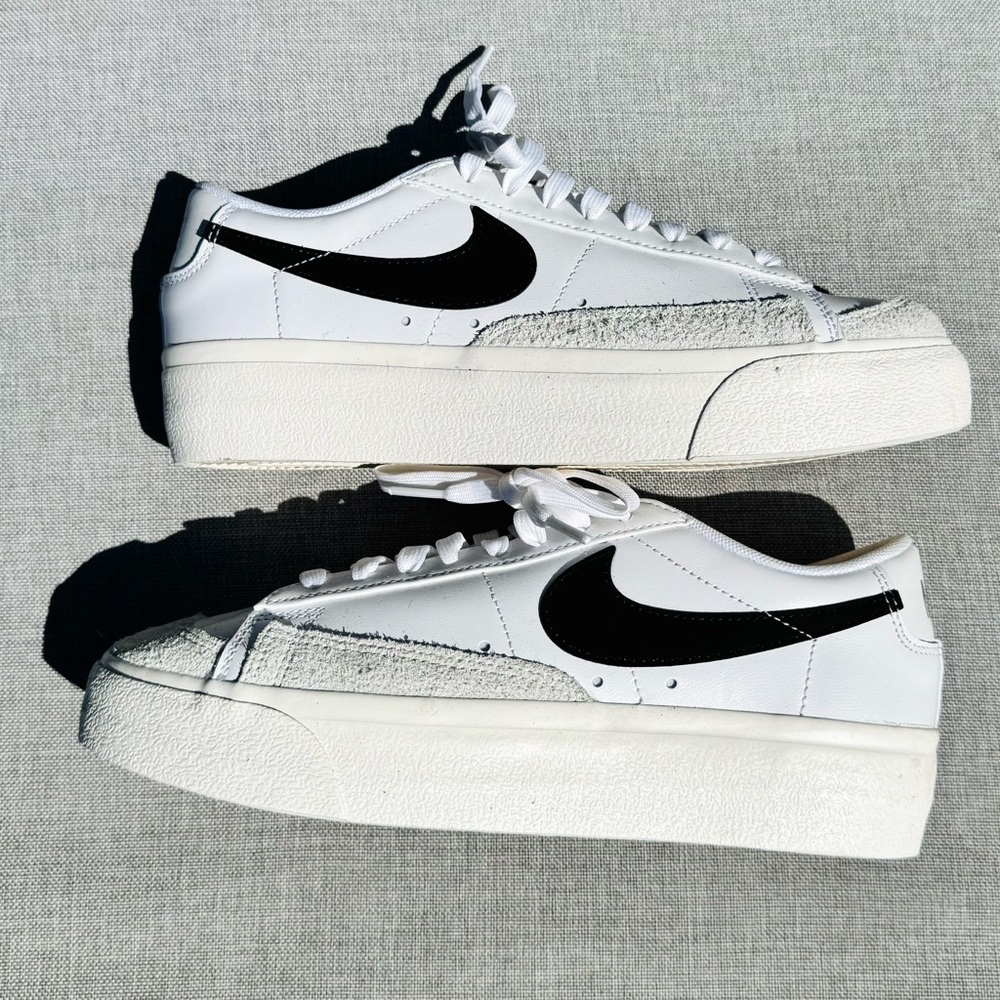 Nike Blazer Platform Sneaker - Picture 5 of 7
